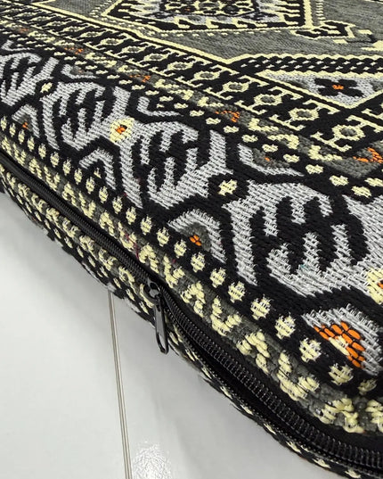 dossier d'angle " oriental gris " pour sark kose Sedirhan
