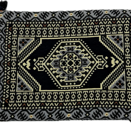 dossier d'angle " oriental bleu nuit " pour sark kose Sedirhan