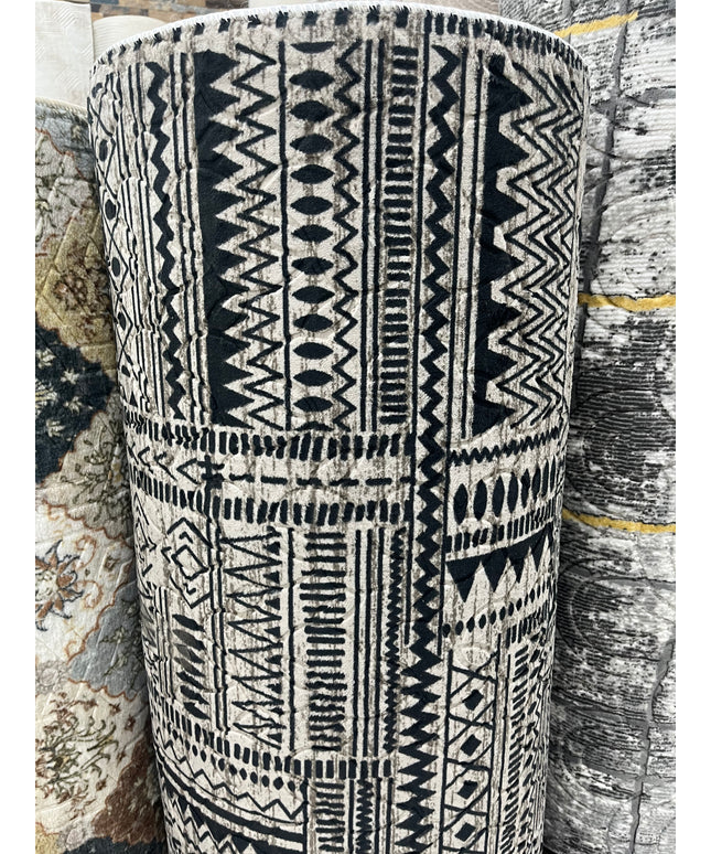 Tapis sur mesure "tribal noir" Ardasia