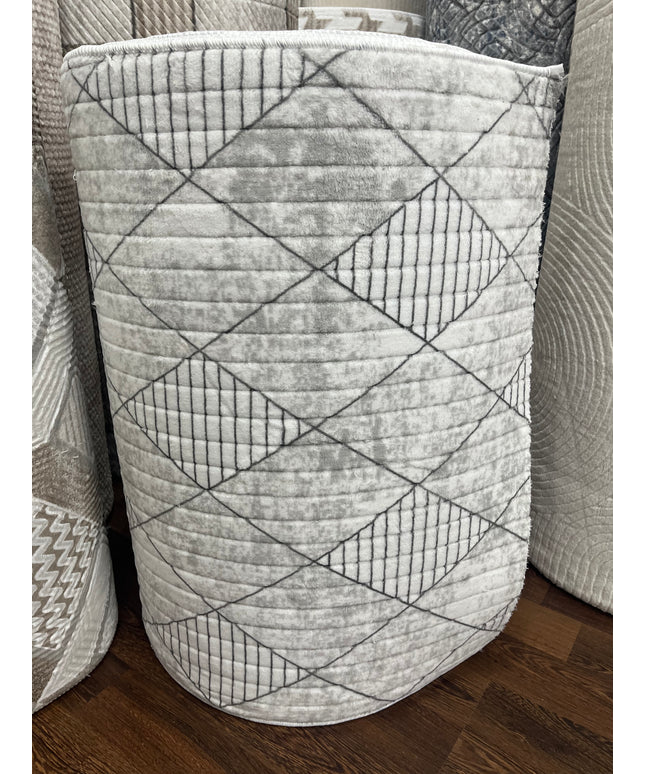 Tapis sur mesure "Losange linéaire" Ardasia
